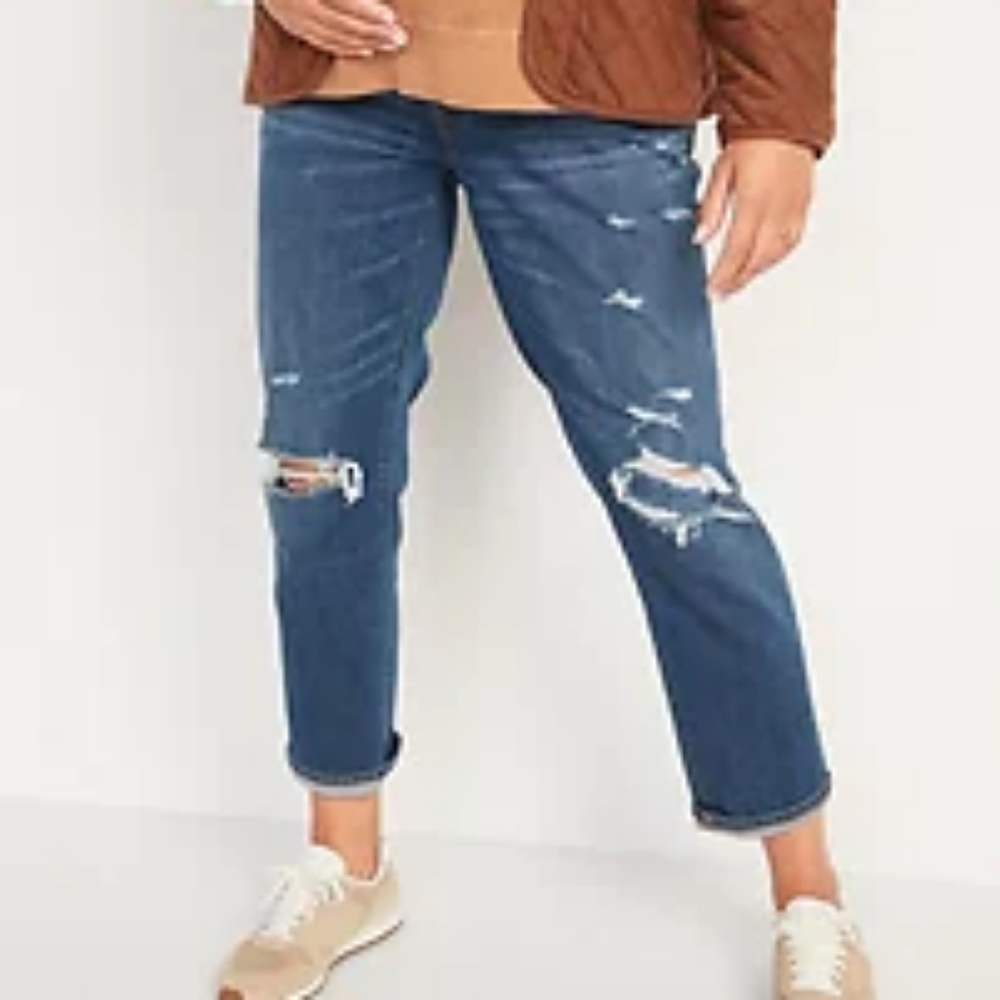 Old navy full panel boyfriend maternity jeans